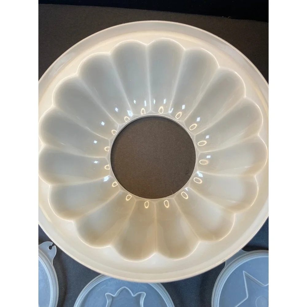 Vintage Tupperware Jello Mold Set Jel N Serve Sheer 5 Interchangeable Seals